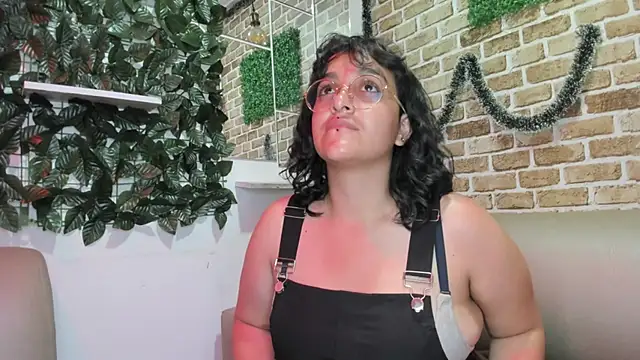 Snapshot of kory_mansson chatting on March 22, 2025, 8:04 pm kory mansson online show from March 22, 2025, 8:04 pm