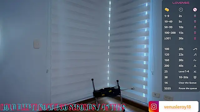 venusleroy  online show from February 5, 2025, 10:12 pm