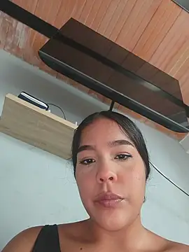 Snapshot of SweetFortuner chatting on May 17, 2026, 1:40 pm SweetFortuner online show from May 17, 2026, 1:40 pm