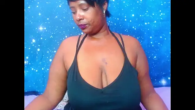 2Sweetysmile online show from March 19, 2025, 11:17 am