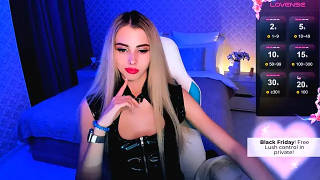 Emilia Klar online show from December 10, 2024, 6:49 pm