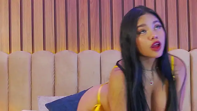 CelesteDePaul online show from December 13, 2024, 6:05 pm