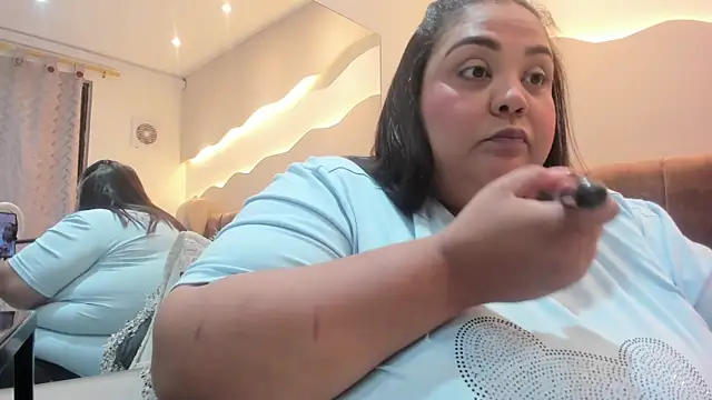 Snapshot of Alisson_am chatting on July 23, 2026, 5:33 pm Alisson am online show from July 23, 2026, 5:33 pm