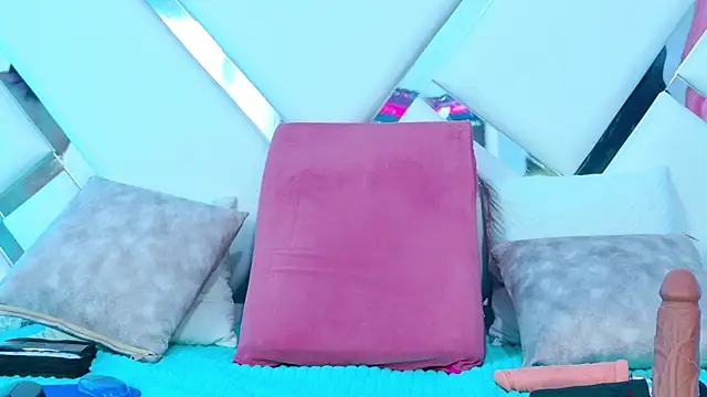 AlliciaKim online show from January 18, 2025, 10:17 pm