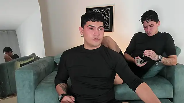 MatheoVelez online show from February 24, 2025, 11:19 pm