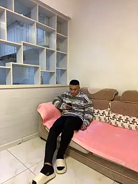 Snapshot of ShaoZian_1 chatting on October 10, 2025, 9:52 am ShaoZian 1 online show from October 10, 2025, 9:52 am