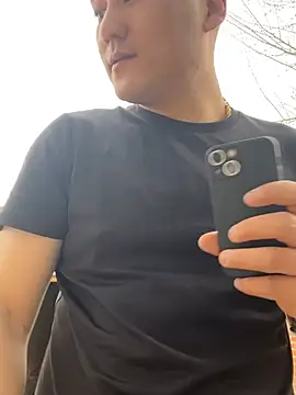 ShaoZian 1 online show from April 19, 2026, 6:46 am