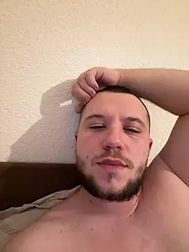 Snapshot of klydick chatting on December 23, 2024, 8:47 pm klydick online show from December 23, 2024, 8:47 pm