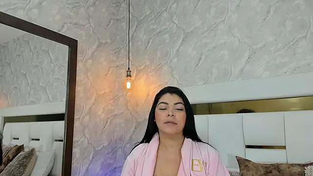 EmaBakker online show from February 13, 2026, 7:15 am