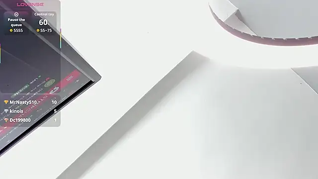 Lana-Gross online show from October 4, 2025, 3:43 pm