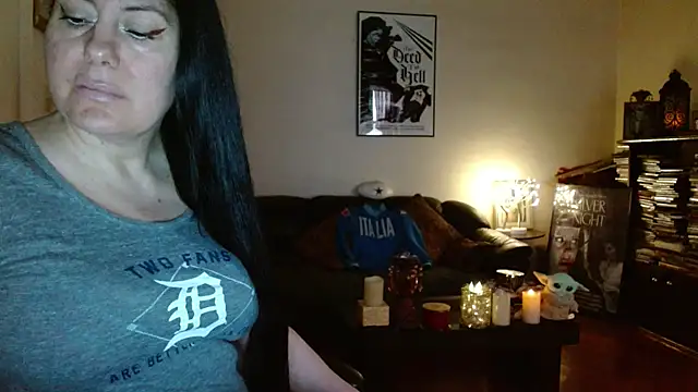 mandaloriangirls online show from March 12, 2026, 5:19 pm