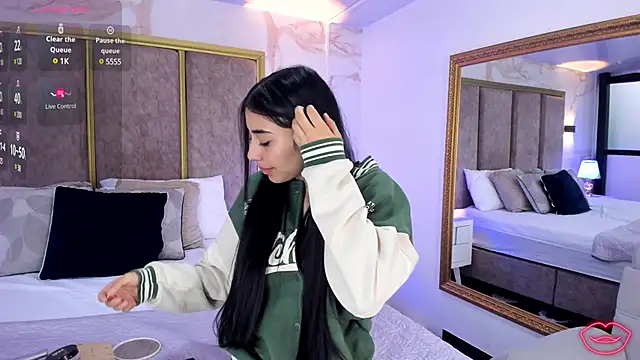 JulietaCheerr online show from December 27, 2024, 1:28 pm