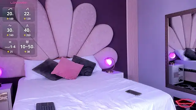 JulietaCheerr online show from February 18, 2025, 2:16 pm