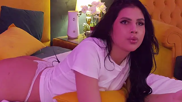 GiuliaHarvey online show from February 22, 2025, 10:20 pm