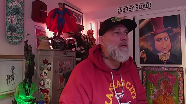 fillingyourthroat2 online show from February 2, 2025, 1:19 pm