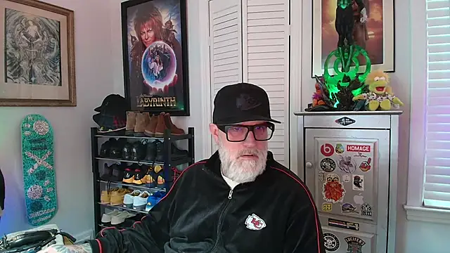 fillingyourthroat2 online show from October 9, 2025, 3:21 pm