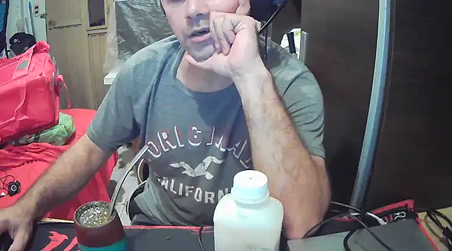 Lolosalvage83 online show from March 3, 2025, 2:26 pm