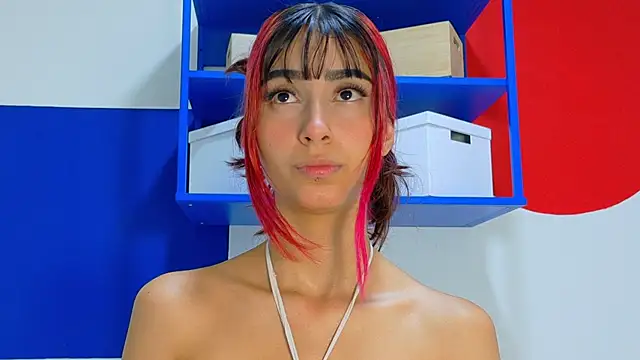 ParisFox  online show from October 18, 2025, 12:06 pm