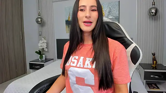 SaraGomez1 online show from May 19, 2026, 12:55 pm
