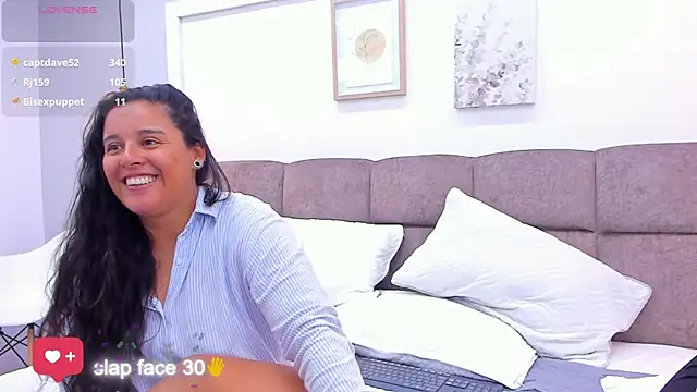 Dilan y Mia online show from March 14, 2025, 8:06 pm