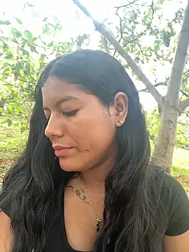 NiaBlanco online show from May 15, 2026, 9:00 pm