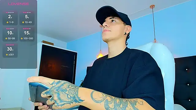 Lobo 17  online show from September 17, 2025, 3:41 am