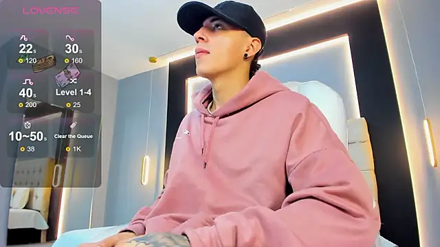 Lobo 17  online show from February 3, 2026, 3:26 am