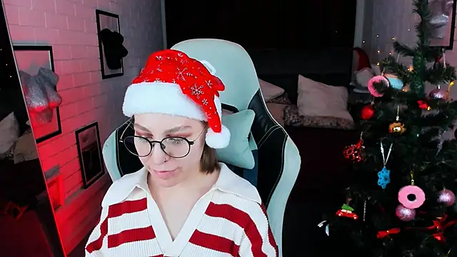 AphexQueen online show from December 17, 2024, 1:16 pm