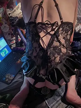 LoveButtFuckin online show from June 15, 2026, 9:44 am