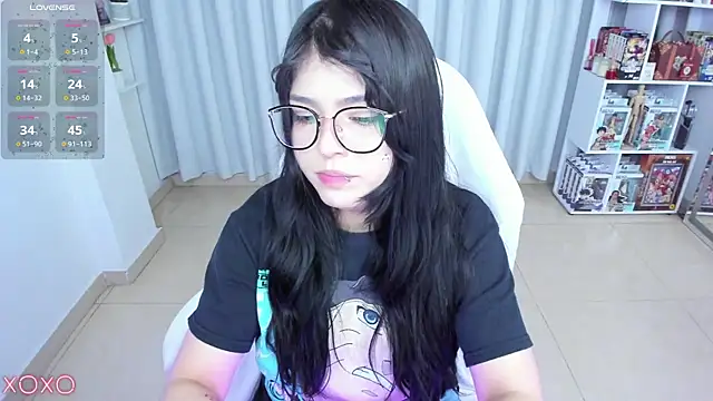 misshoneyxxx online show from April 23, 2026, 3:30 am