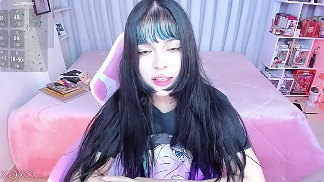 Snapshot of misshoneyxxx chatting on July 29, 2026, 6:22 am misshoneyxxx online show from July 29, 2026, 6:22 am