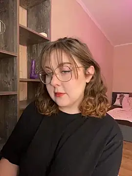 cinnabon  online show from February 4, 2025, 9:49 am