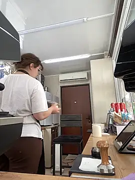 cinnabon  online show from February 23, 2025, 1:10 pm