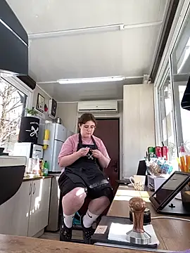 cinnabon  online show from March 12, 2025, 12:36 pm