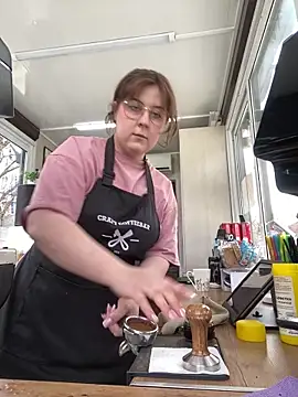 cinnabon  online show from March 14, 2025, 9:14 am