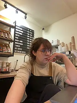 cinnabon  online show from November 30, 2025, 2:10 pm