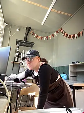 cinnabon  online show from July 16, 2026, 12:22 pm