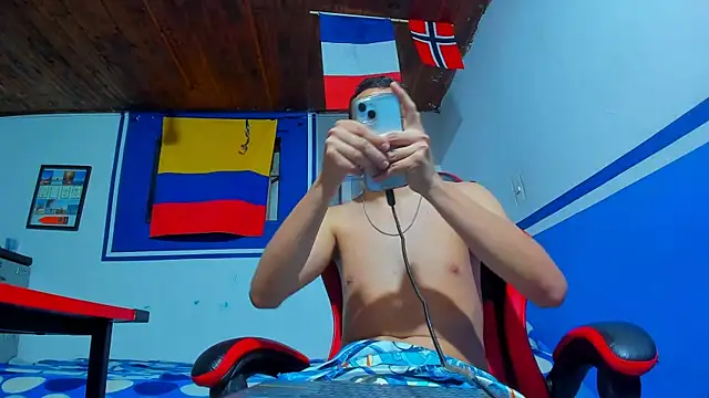 maxowens oficial online show from February 16, 2026, 11:12 pm