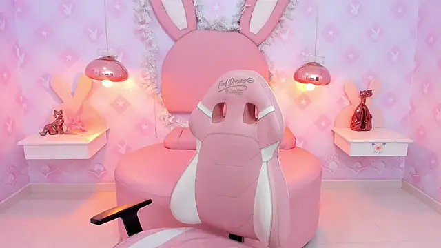 Saraa Skinny online show from December 7, 2024, 11:51 am