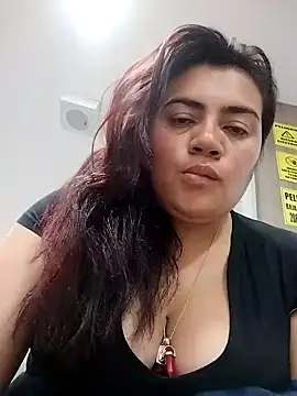 naughty-sharlot online show from January 10, 2025, 9:20 pm