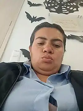 naughty-sharlot online show from October 30, 2025, 3:13 pm