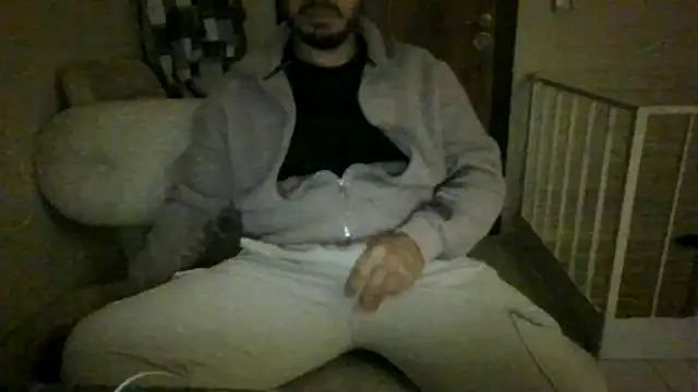 Snapshot of DateMike94 chatting on October 15, 2025, 9:04 pm DateMike94 online show from October 15, 2025, 9:04 pm