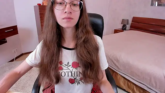 Pantyhose Mila online show from October 17, 2025, 7:16 pm