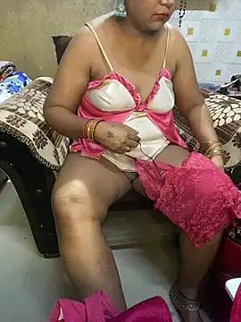 Snapshot of Tameesh_sexy_mistress chatting on June 24, 2026, 4:28 pm Tameesh sexy mistress online show from June 24, 2026, 4:28 pm