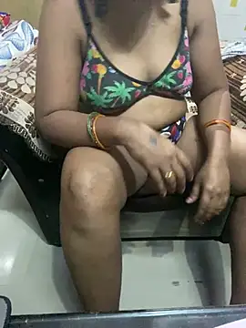 Snapshot of Tameesh_sexy_mistress chatting on July 3, 2026, 5:19 pm Tameesh sexy mistress online show from July 3, 2026, 5:19 pm