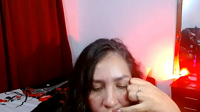 naihroby online show from February 17, 2025, 6:31 am