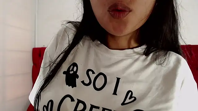 CarolineBrunx online show from February 15, 2025, 8:11 pm