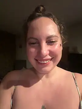 Snapshot of Yanacool007 chatting on November 14, 2025, 9:02 pm Yanacool007 online show from November 14, 2025, 9:02 pm