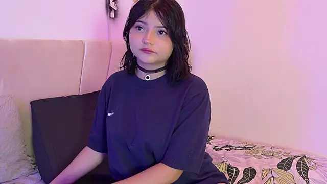 Snapshot of mikoto_urab chatting on November 11, 2025, 7:36 pm mikoto urab online show from November 11, 2025, 7:36 pm