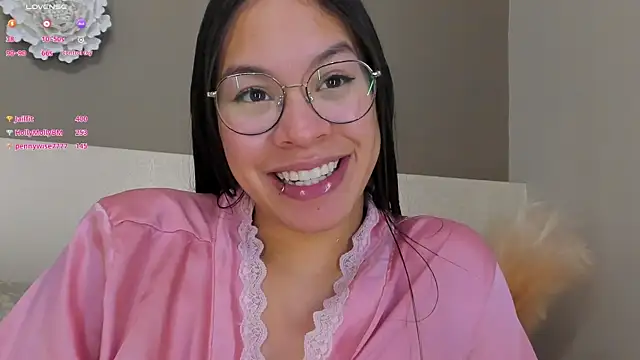 KimHiltton online show from March 21, 2025, 10:17 am